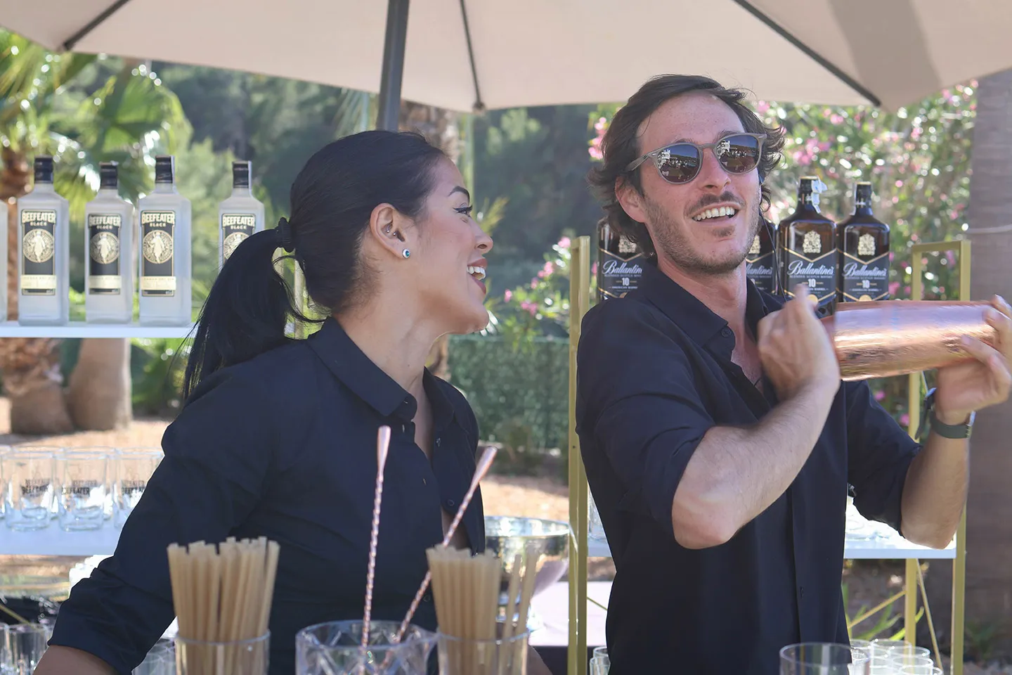 Fiesta en Villa Privada en Ibiza: Cómo Crear una Experiencia Premium de Coctelería